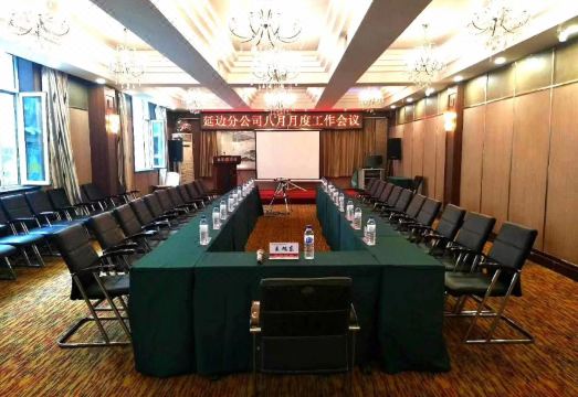 호텔 내부 객실