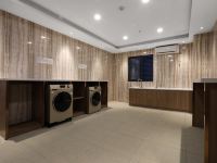 雅斯特国际酒店(成都熊猫基地店) - 洗衣服务