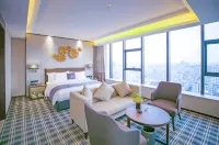 H Hotel Hotels near Guangdong Institute of Arts and Sciences
