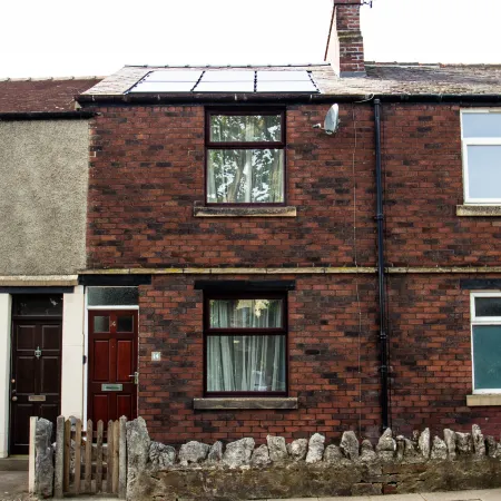 Peaceful House in the Centre of City