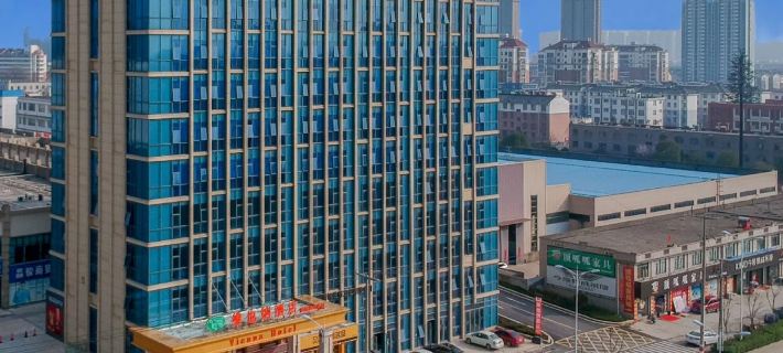 Vienna Hotel (Hefei Lujiang International Building Material City) Ξενοδοχεία στην πόλη Λουτζιανγκ