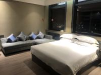 杭州范艺术酒店 - 璀璨智能大床房