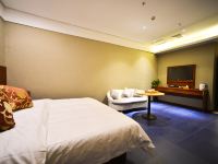 西宁合和酒店 - 品质大床房
