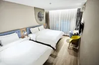 Homeinn Hotel (Taiyuan Xinjian Road Wanda Plaza Longtan Park) - Balcony