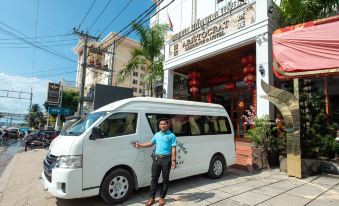 Aristocrat Residence & Hotel