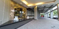 Golden Sky Condotel Hotel di Pluit
