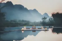 陽朔易畝田 Yimi fields retreat 向晩画境（遇竜河十里画廊） - インフィニティプール