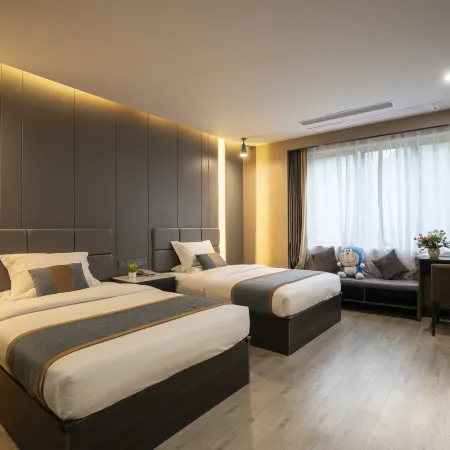 Siji Xiaozhu Hotel