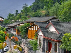 Ẩm thực địa phương Phổ Biến Tại Nhã An