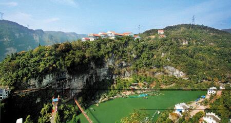 Longquan Hotel Отели рядом с достопримечательностью «Xialao Stream»