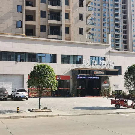 Huilong Hotel