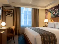 EXchange Hotel Vancouver Hotels near Gastown Clock