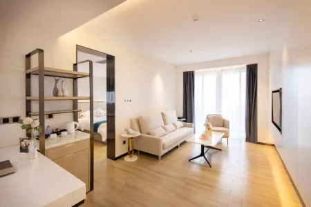 Mantuolun Smart Hotel (Yangjiang Xindacheng)