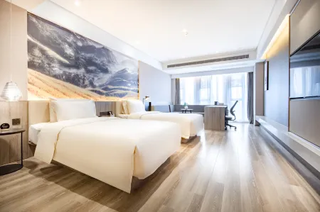 SERENE HOTEL Отели рядом с достопримечательностью «Maozhou Island, Daxu Ancient Town»