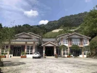 Chang'an Mountain Villa Hotels near Nanbao Mountain