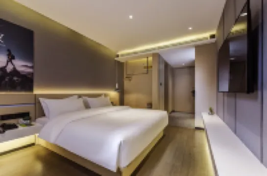 何夜ユース旅行ホテル(西安回民街鐘樓地下鉄駅)