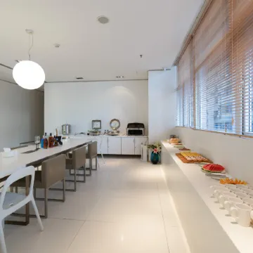 Colour Inn (Shenzhen Dongmen) Отели рядом с достопримечательностью «Шэньчжэнь Средняя Средняя Средняя Средняя С»