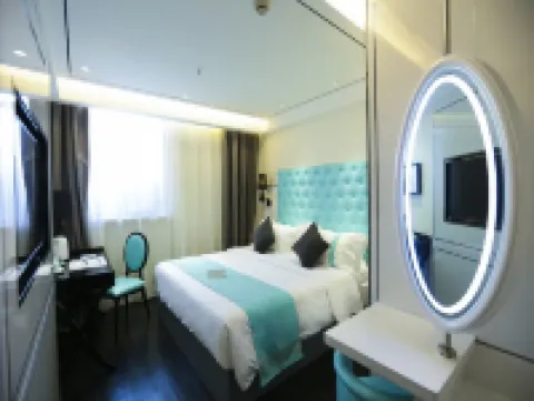 Xana Lite Hotel (Dunhua Railway Station)