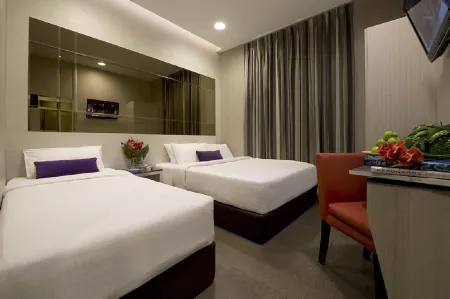 V Hotel Bencoolen