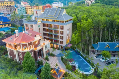 XISHUANGBANGNAFANHUAYASHEINN Отели рядом с достопримечательностью «Menghanman Tingfota Temple»