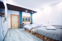 Daocheng Sanmao Homestay