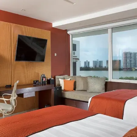 InterContinental Hotels PRESIDENTE CANCUN RESORT by IHG