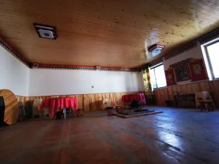 Amar leisure station Отели в г. Баосин