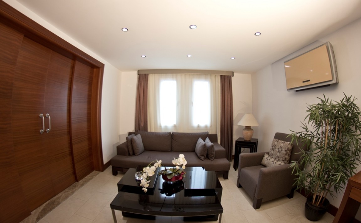 Manastir Hotel & Suites