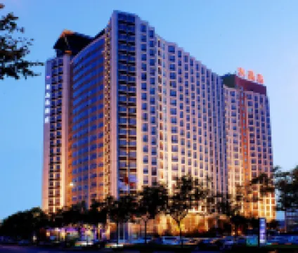 Crystal Island Hotel