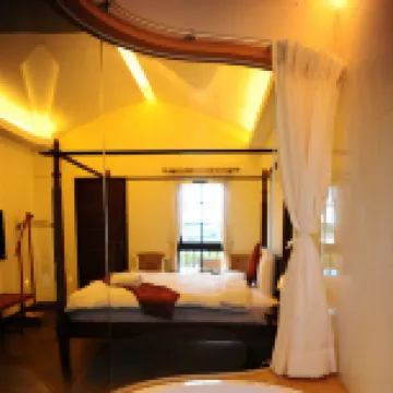 Puding 535 Hostel Hotels near Longpan Park