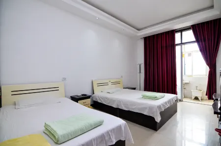 Qinyuan Hotel Отели рядом с достопримечательностью «Danhe Canyon»