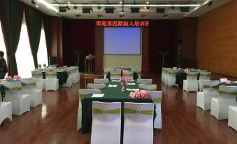 Yuntian Haiwan Holiday Hotel