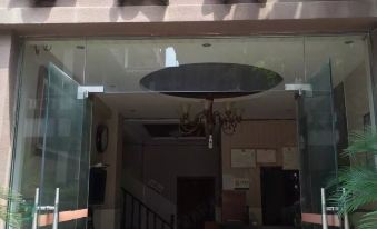 Chongqing Heqing Hotel