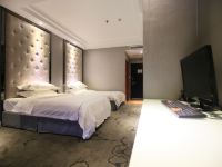怡莱酒店(重庆观音桥步行街中心店) - 高级双床房