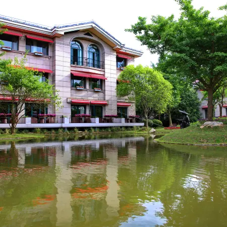 Oriental Land Resort (Hotel) Отели рядом с достопримечательностью «Парк Ориентал-Лэнд»