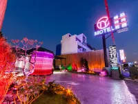 TY精品商務旅館 春水堂人文茶館附近的飯店