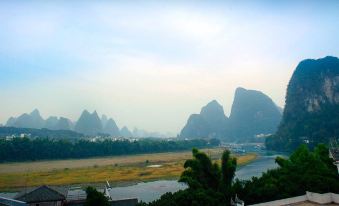 Yangshuo No.8 Residence Hotel (West Street)