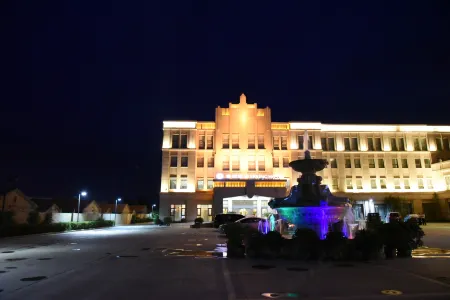 Spring Hotel Отели в г. Дачэн