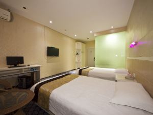 Ningde Longhong Business Hotel