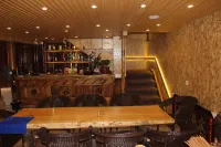 Xiangfengge Inn