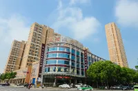 Tianhe Guanguang Hotel Hotels near Xunyang Tower