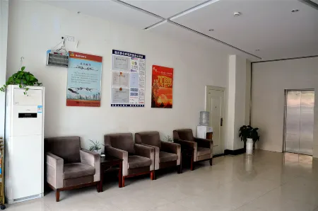 Aihang Express Hotel (Linyi Pedestrian Street Branch)