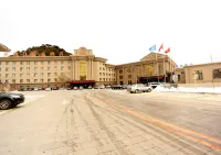 Longyuan Holiday Hot Spring Hotel