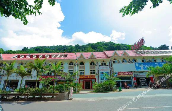 勐臘多客連鎖酒店