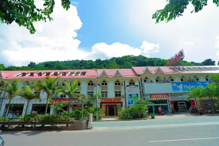 Duoke Chain Hotel Отели рядом с достопримечательностью «Mohan»