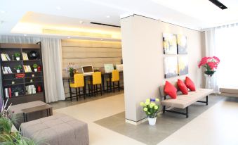 Homeinn Plus Hotel (Dali Ancient City South Gate)