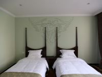 新乐城堡酒店 - 豪华双床房