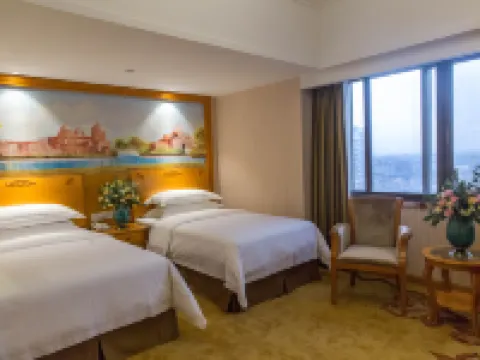 Vienna Hotel (Yulin Pedestrian Street) Hotels in Yulin