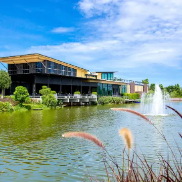 Rancho Charnvee Resort & Country Club Khaoyai Отели рядом с достопримечательностью «Ресторан Midwinter Green»