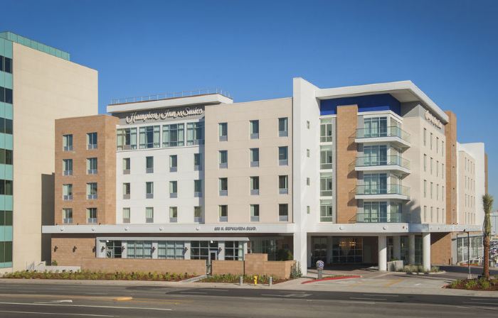 Hampton Inn & Suites LAX El Segundo
